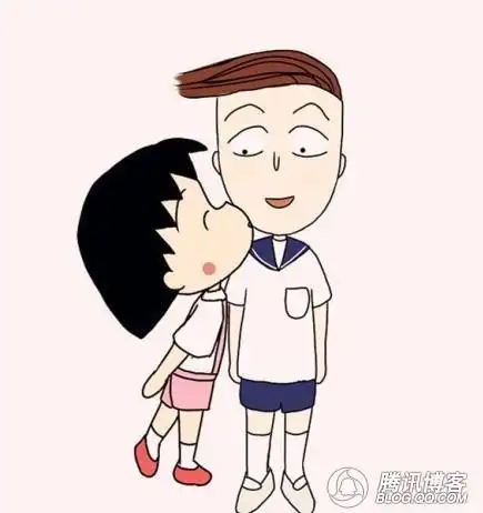 小丸子偷偷的亲你一下点脚跟接吻gif动图_动态图_表情包下载_soogif